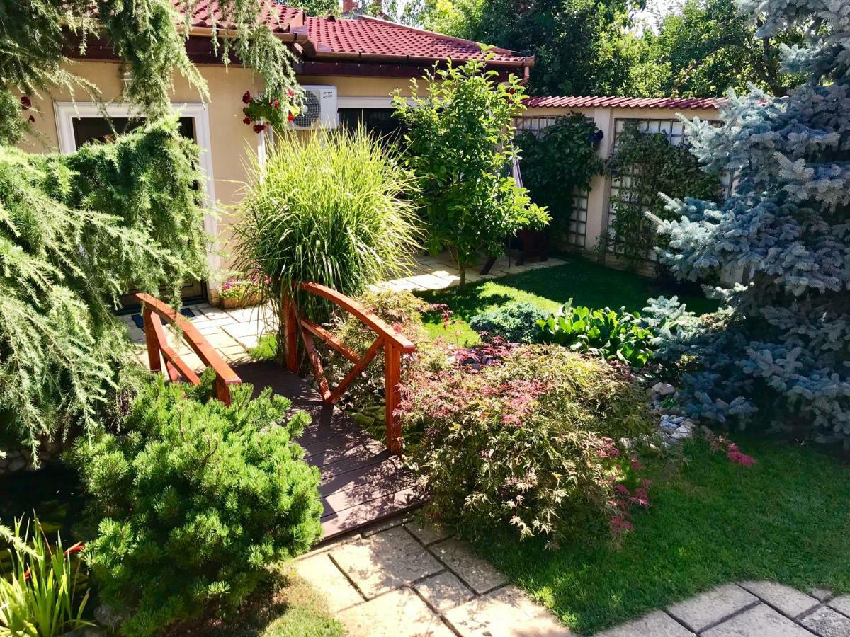 Cristi'S Rooms - Pensiune Oradea Buitenkant foto